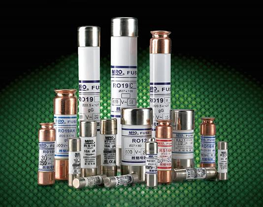 What is the difference between a fuse and a fuse?